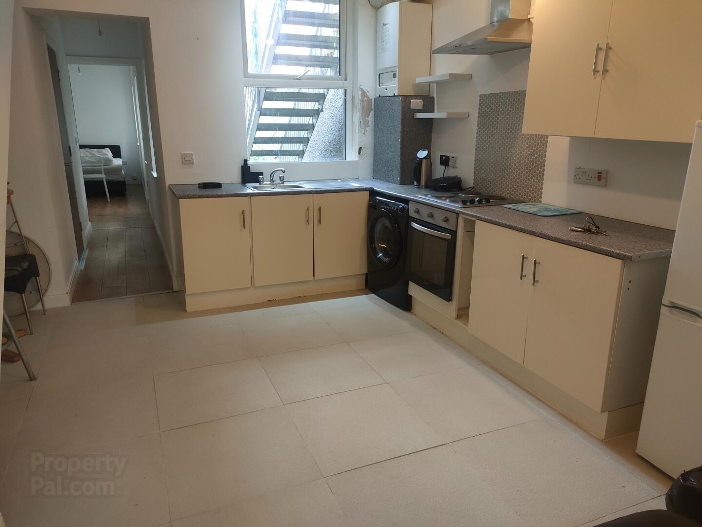 Unit 1, 43 Camden Street 3 of 7