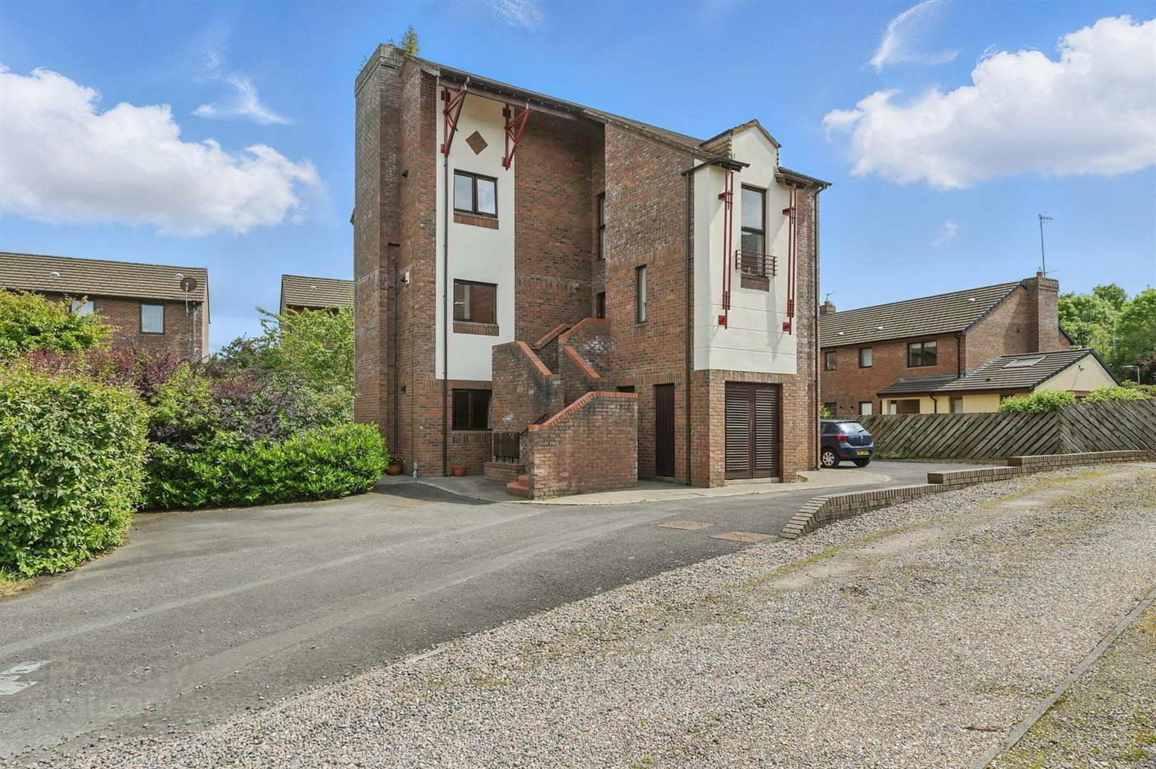 20 Laganvale Court 1 of 14