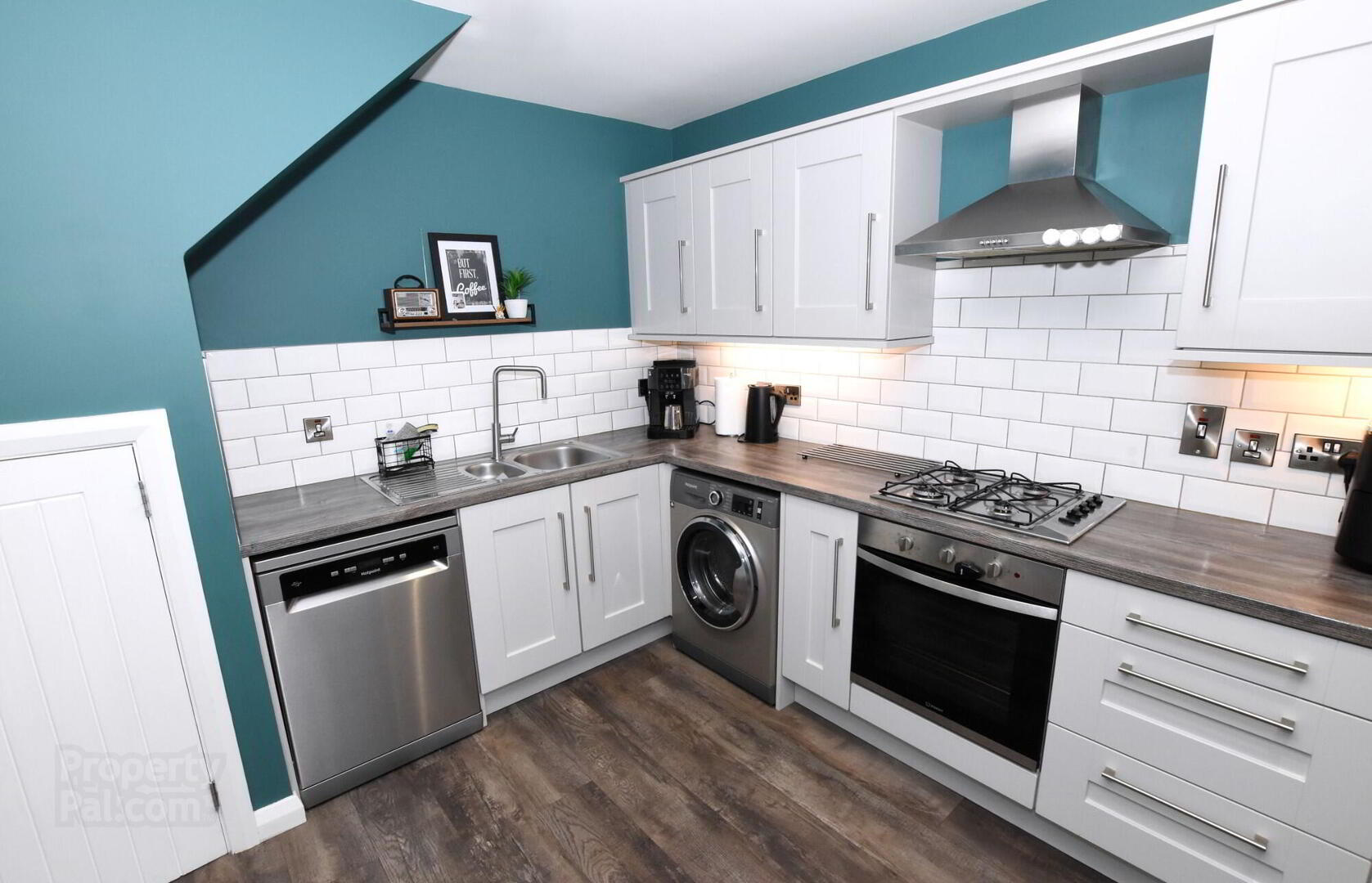 8 Ayrshire Manor 12 of 27
