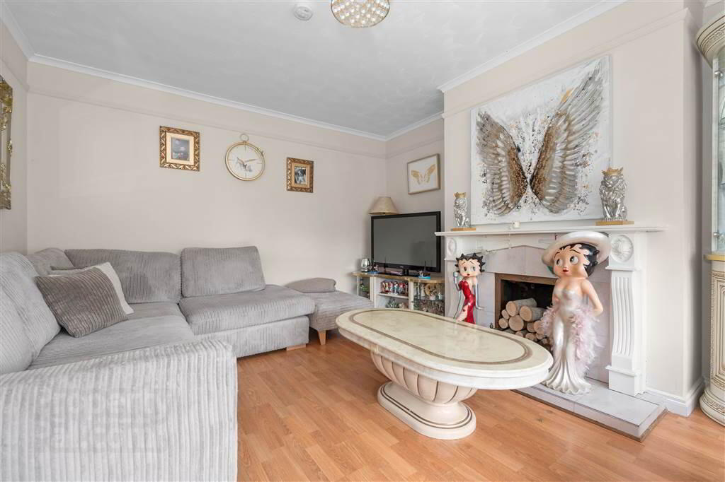 63 Thornbrooke 5 of 33