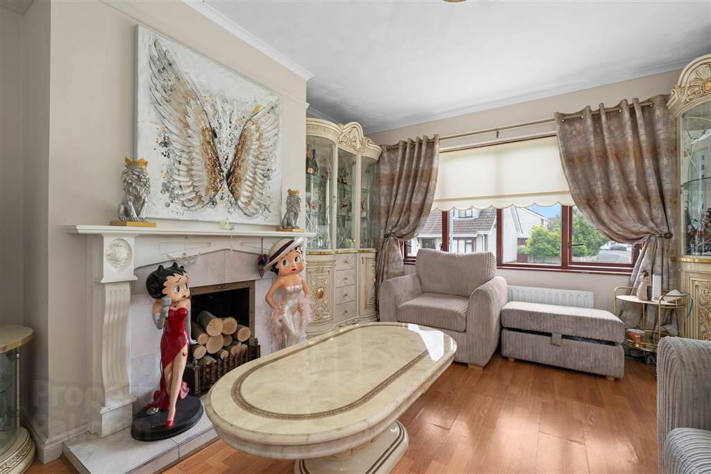 63 Thornbrooke 7 of 33