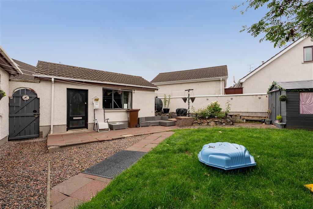 63 Thornbrooke 31 of 33
