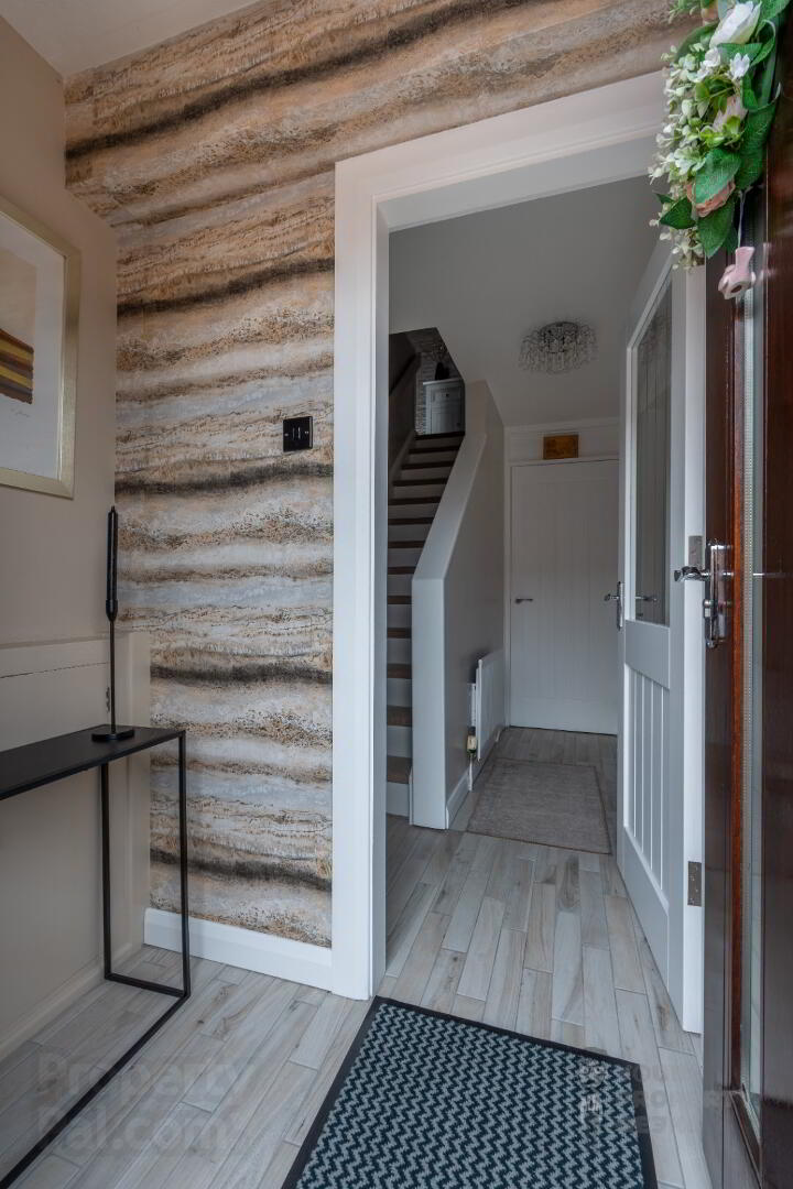 4 Comber Court 3 of 34