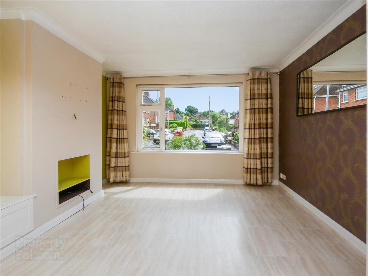 14 Lenaghan Gardens 4 of 25