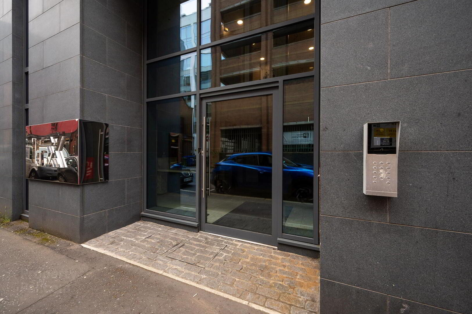 Apt 11 FX Building, 14-18 Montgomery Street 3 of 25