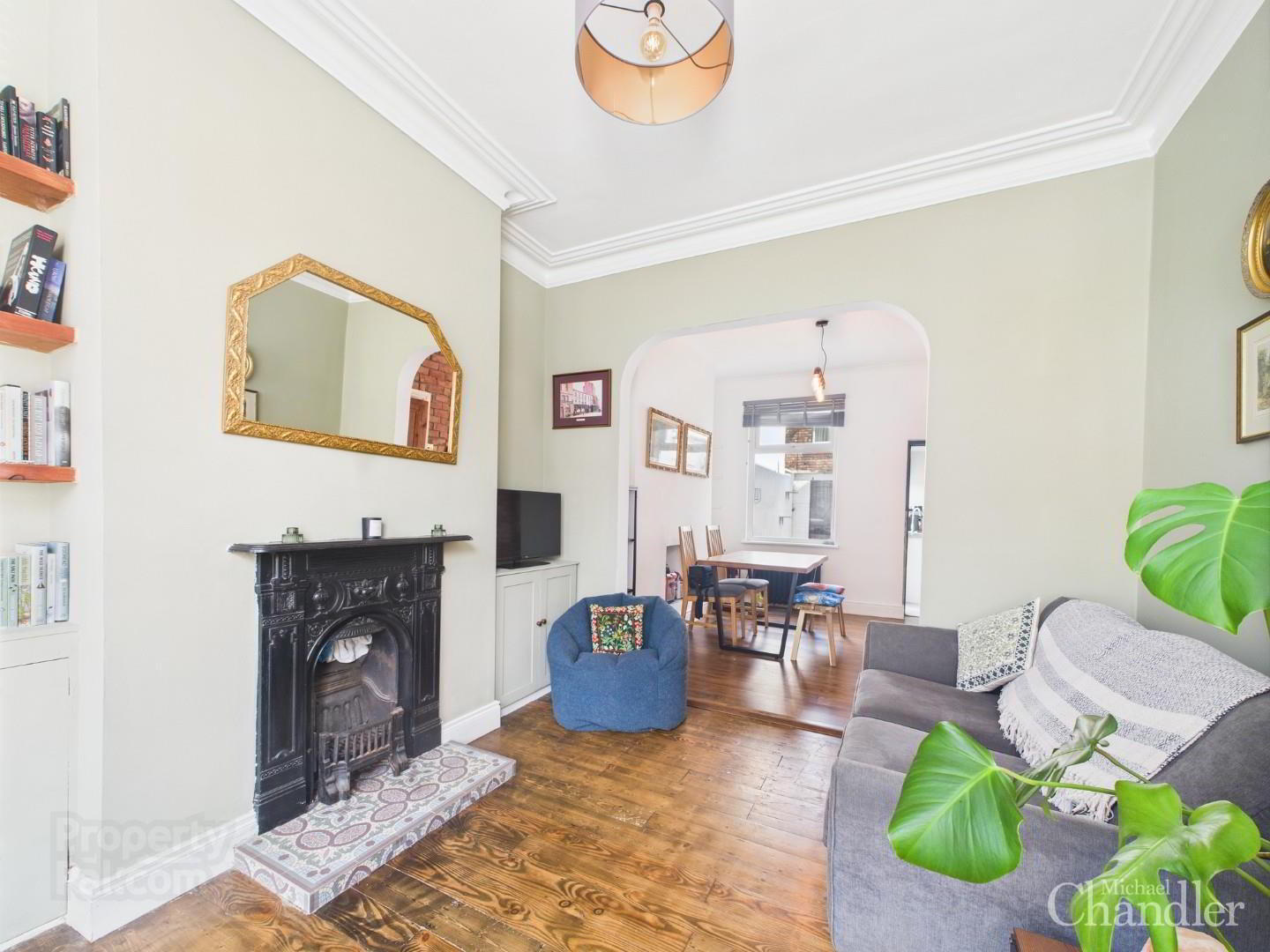 62 Ravenhill Avenue 7 of 20