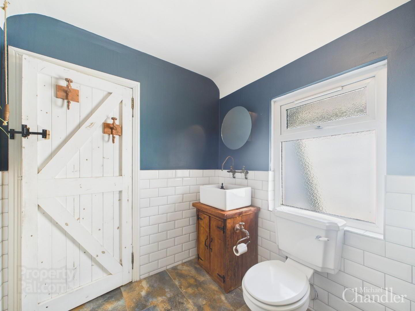 62 Ravenhill Avenue 14 of 20
