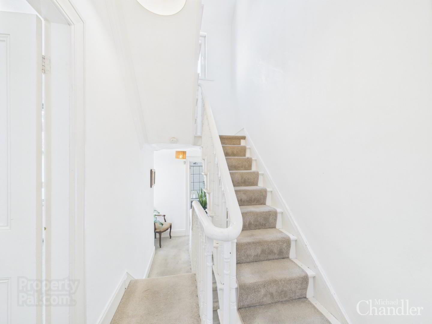 62 Ravenhill Avenue 15 of 20