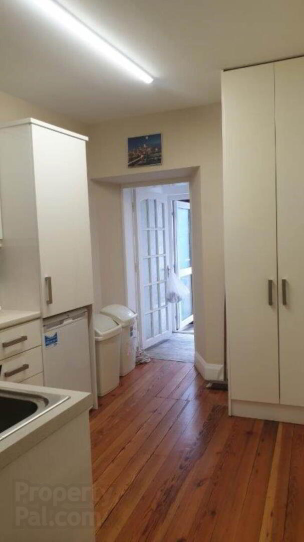 Malin Street 37 of 64