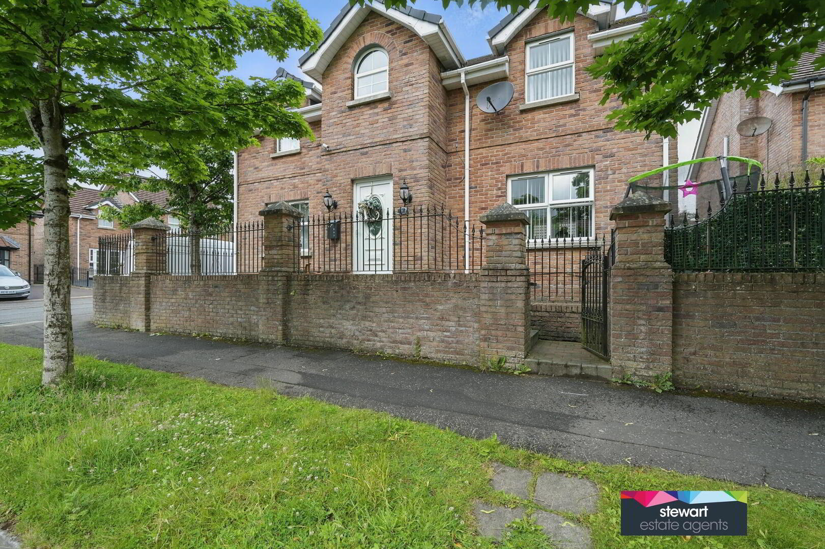 6 Mount Eagles Avenue 1 of 21