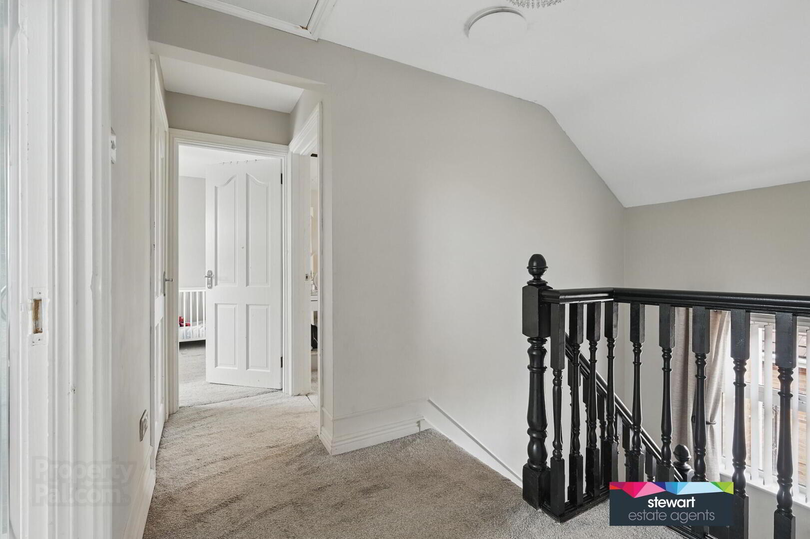 6 Mount Eagles Avenue 13 of 21