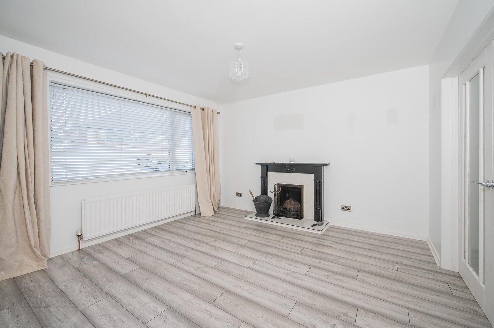 35 Sharman Road 5 of 20