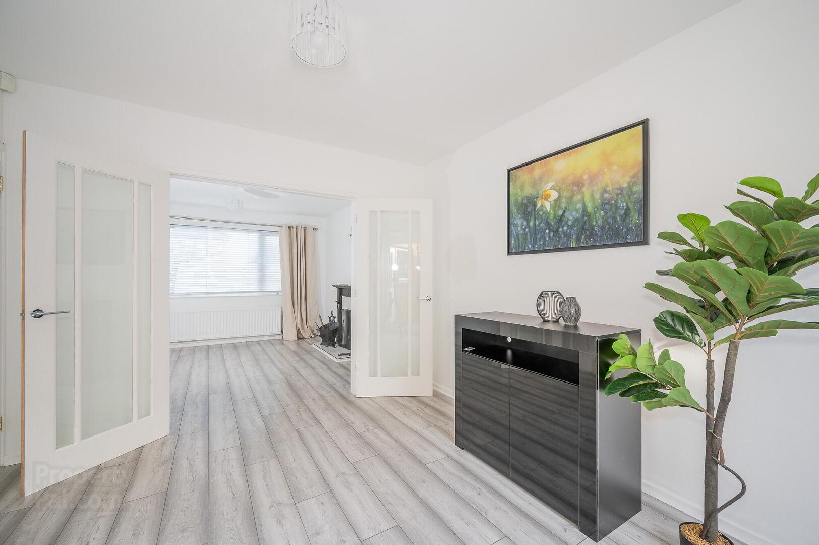 35 Sharman Road 8 of 20