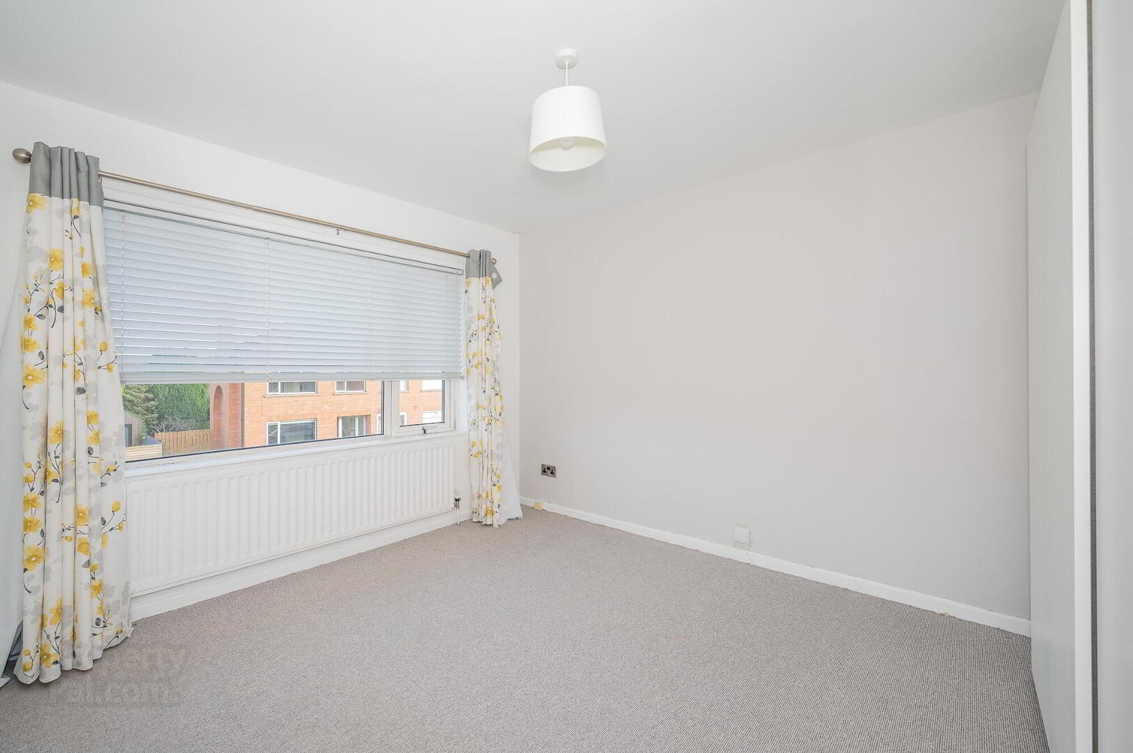35 Sharman Road 14 of 20