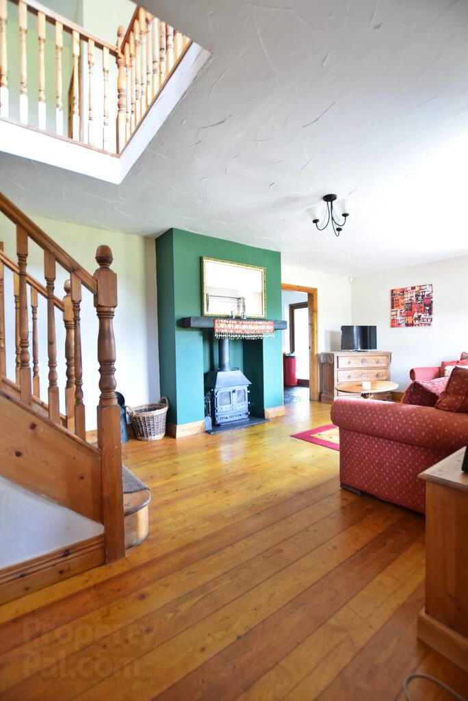 44 Glebe Road 4 of 31