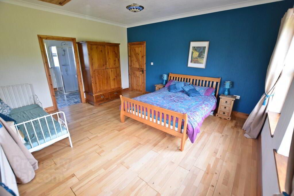44 Glebe Road 15 of 31