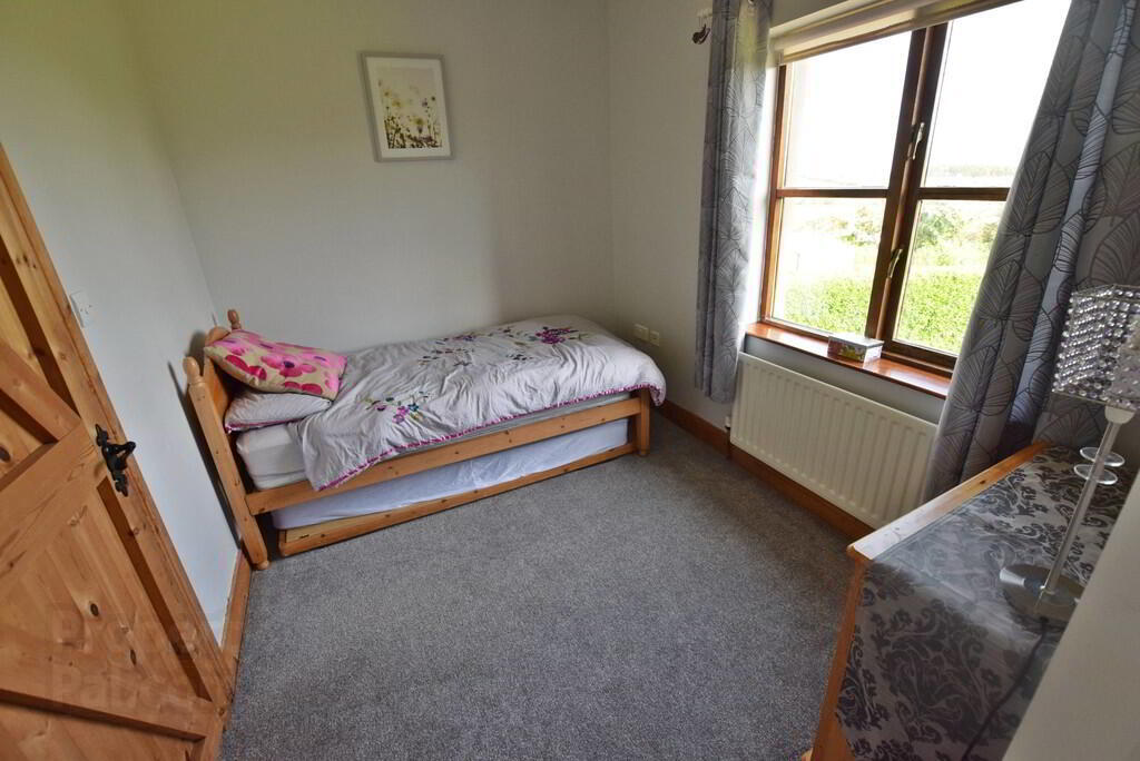 44 Glebe Road 18 of 31