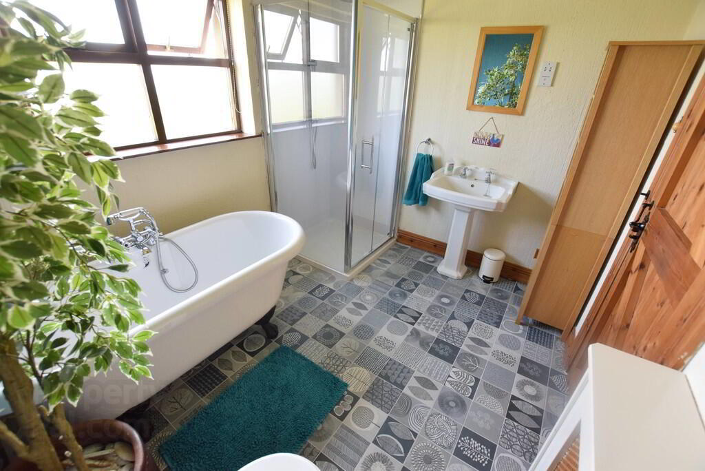 44 Glebe Road 19 of 31