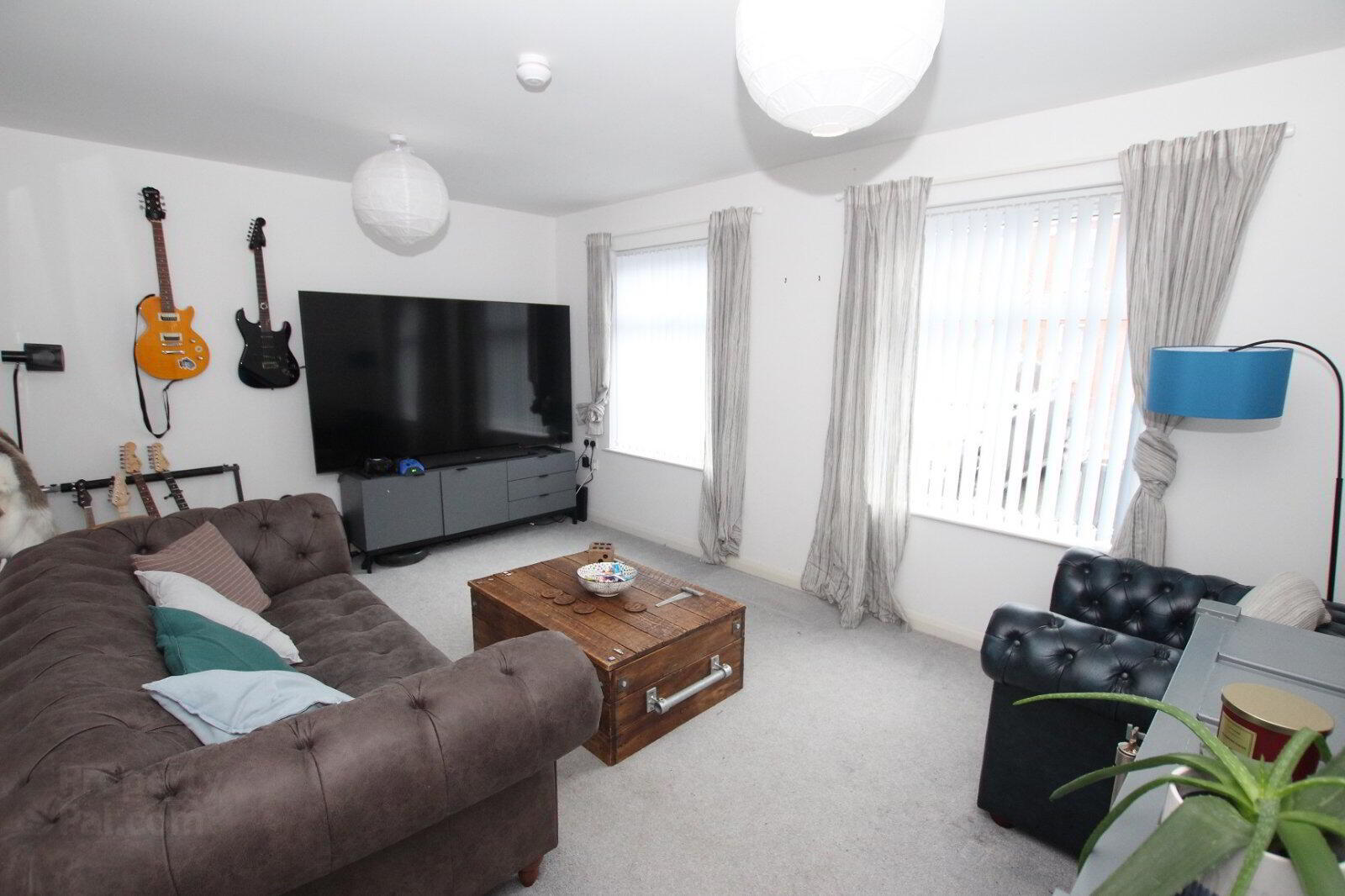 property description image