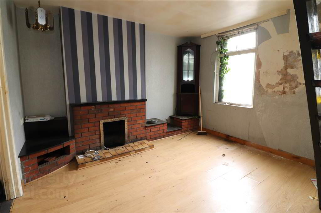 property description image