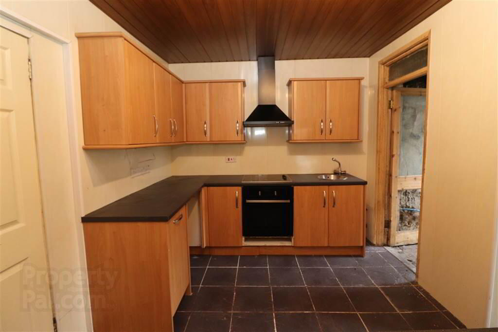 33 Millbrook Road 3 of 7