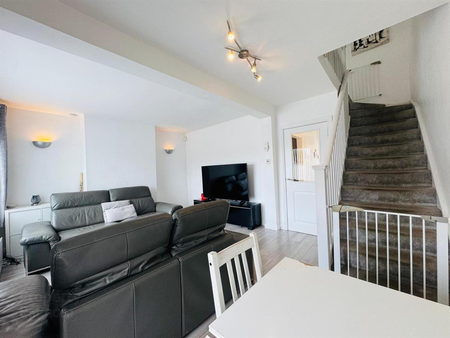 21 Harmin Avenue 6 of 17