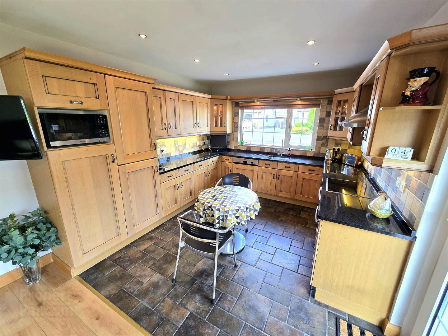 30 Coachmans Way 3 of 21