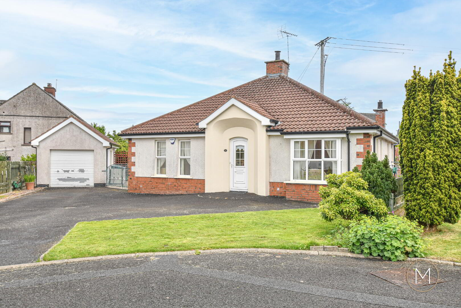 20 Ingledene 1 of 41