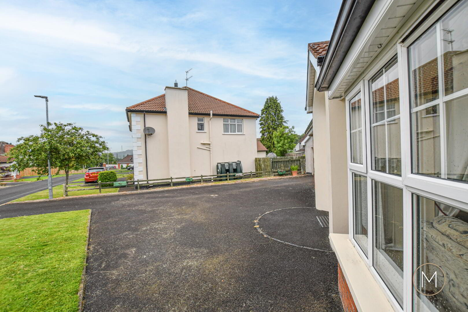 20 Ingledene 4 of 41