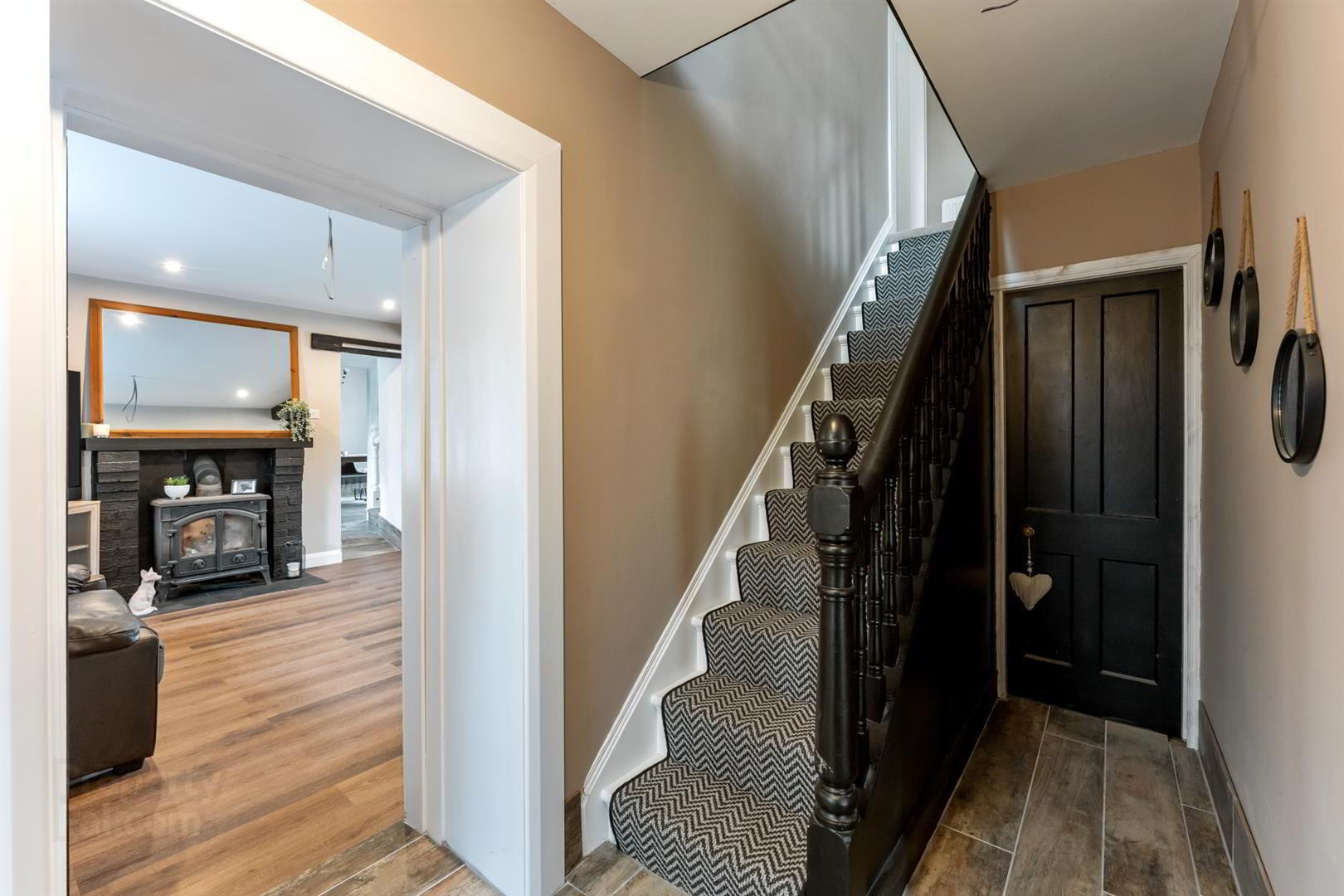177 Main Road 4 of 33