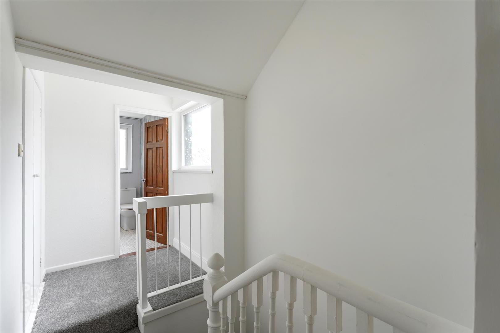 177 Main Road 24 of 33