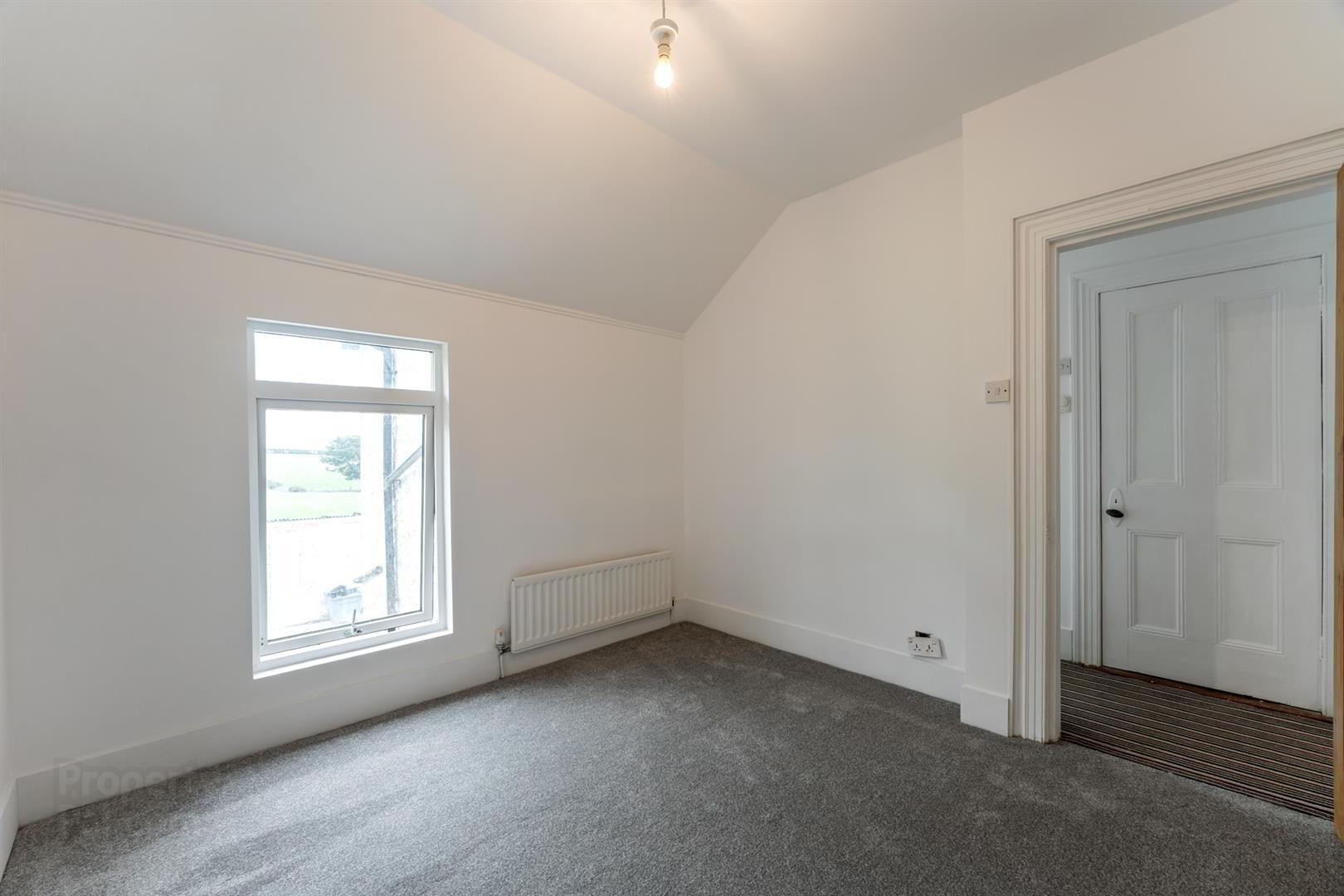 177 Main Road 26 of 33