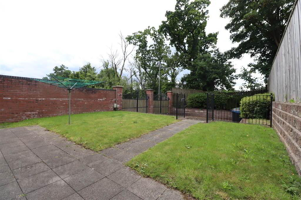 1 Sir Richard Wallace View 20 of 24