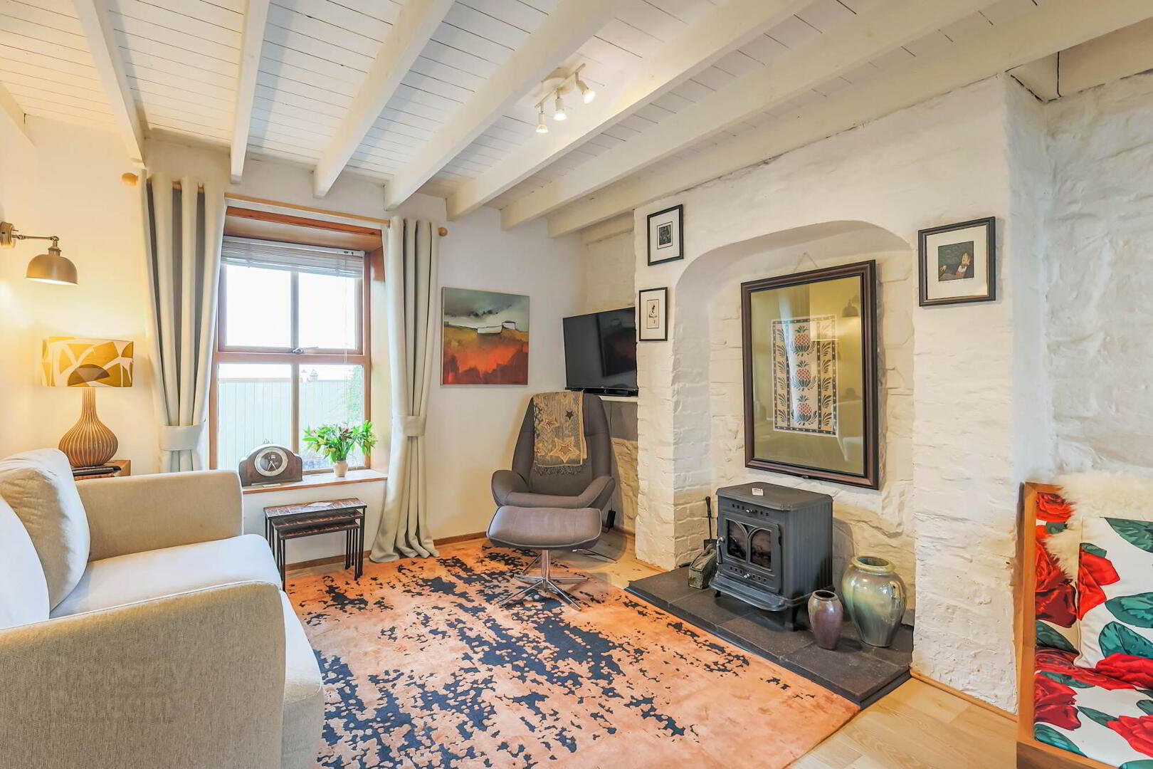 'Thistle Cottage', 25 The Hill 10 of 18
