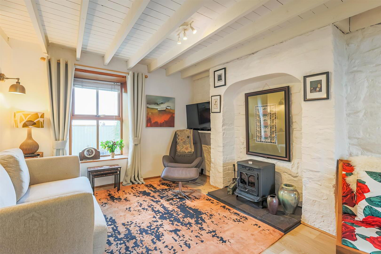 'Thistle Cottage', 25 The Hill 10 of 18