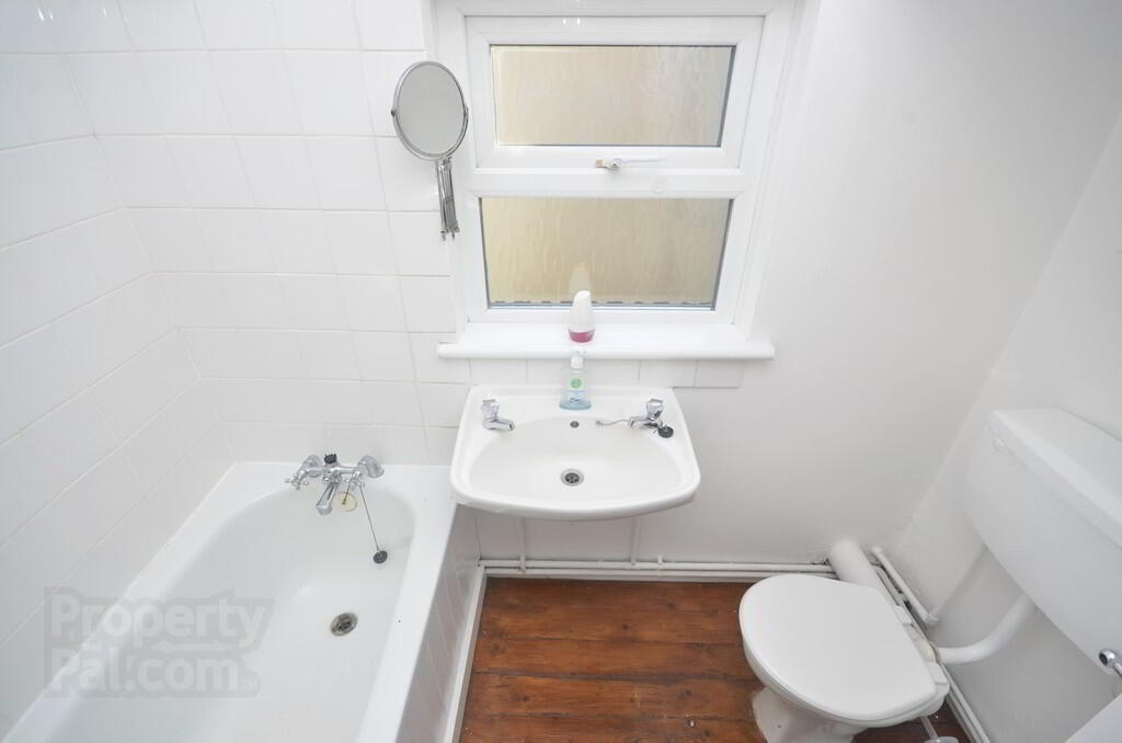 116 Ravenhill Avenue 13 of 13