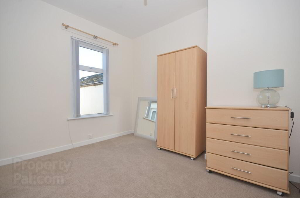 116 Ravenhill Avenue 11 of 13