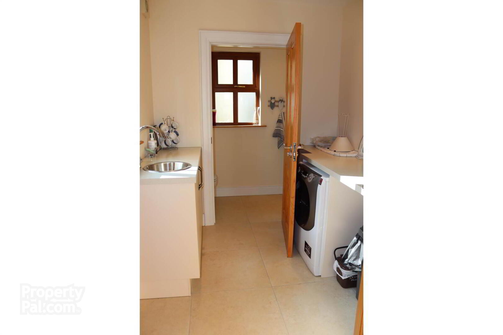 12 Clare Court 13 of 25