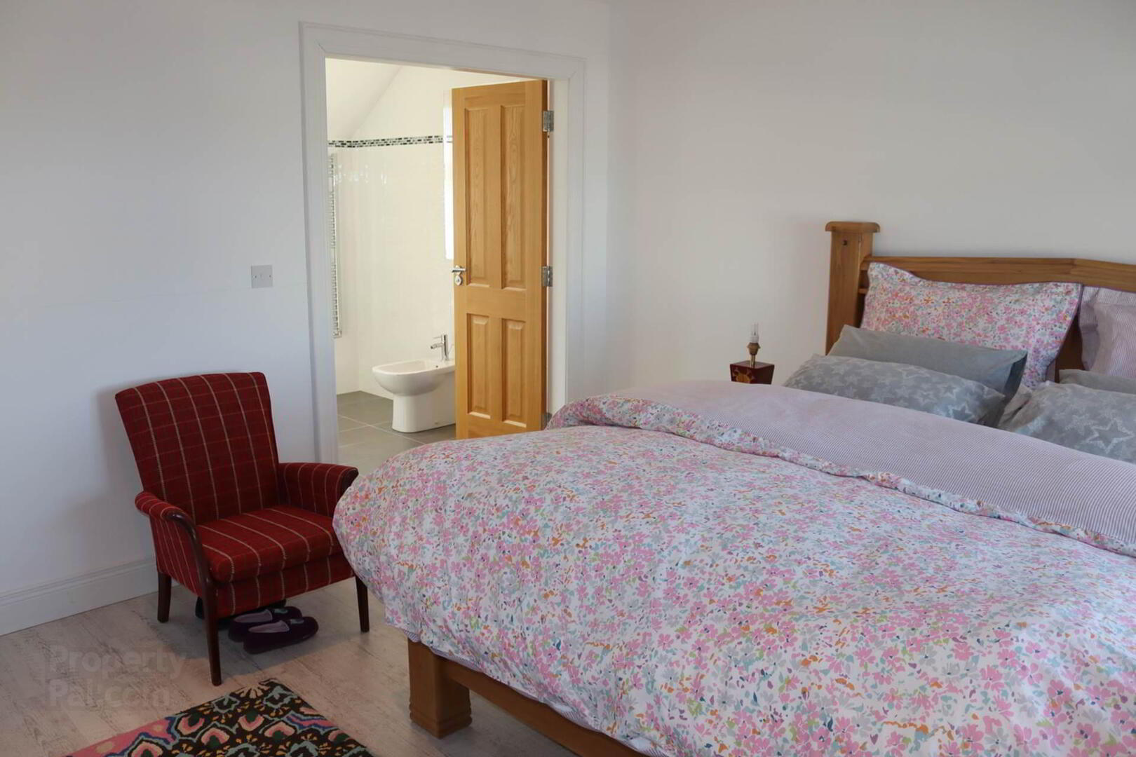 12 Clare Court 16 of 25