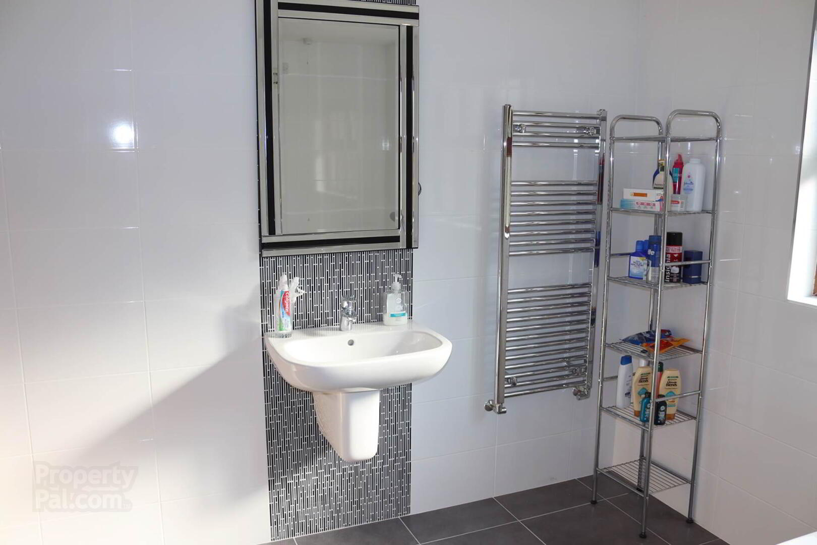 12 Clare Court 23 of 25