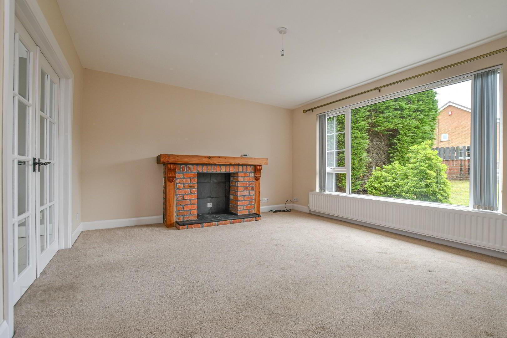 22 Dermott Crescent 5 of 26