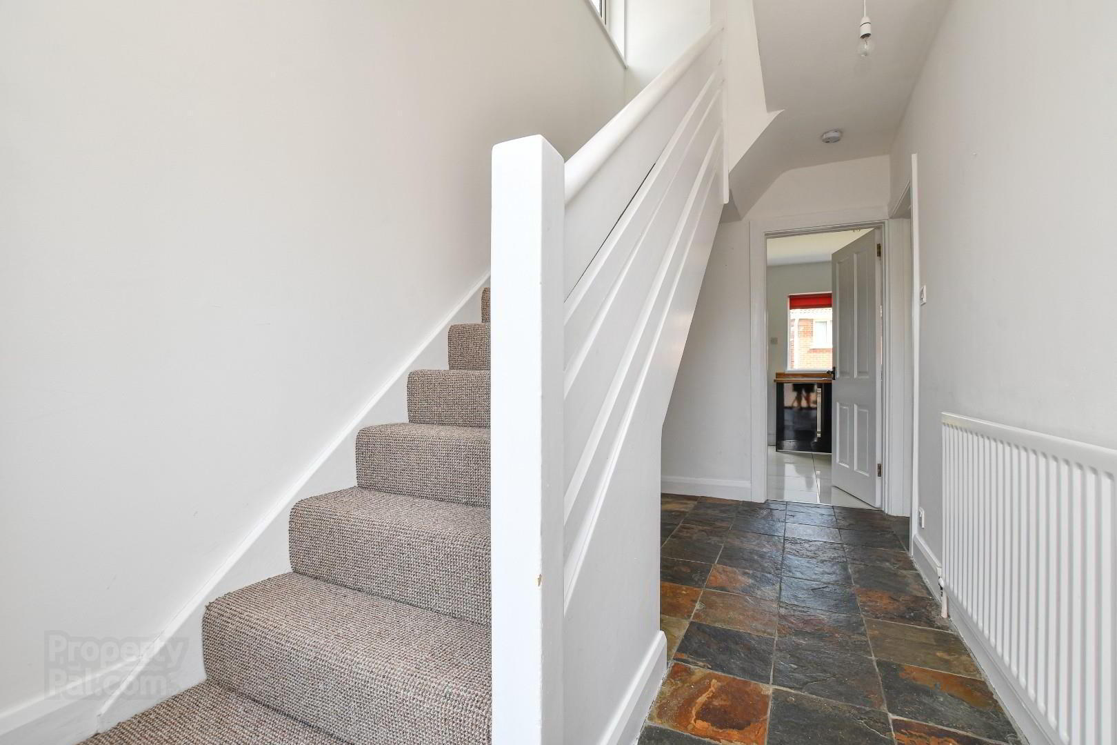 22 Dermott Crescent 3 of 26