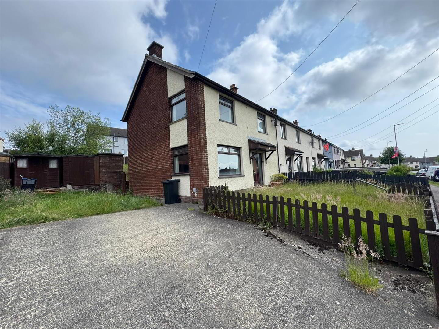295 Derrycoole Way 1 of 11