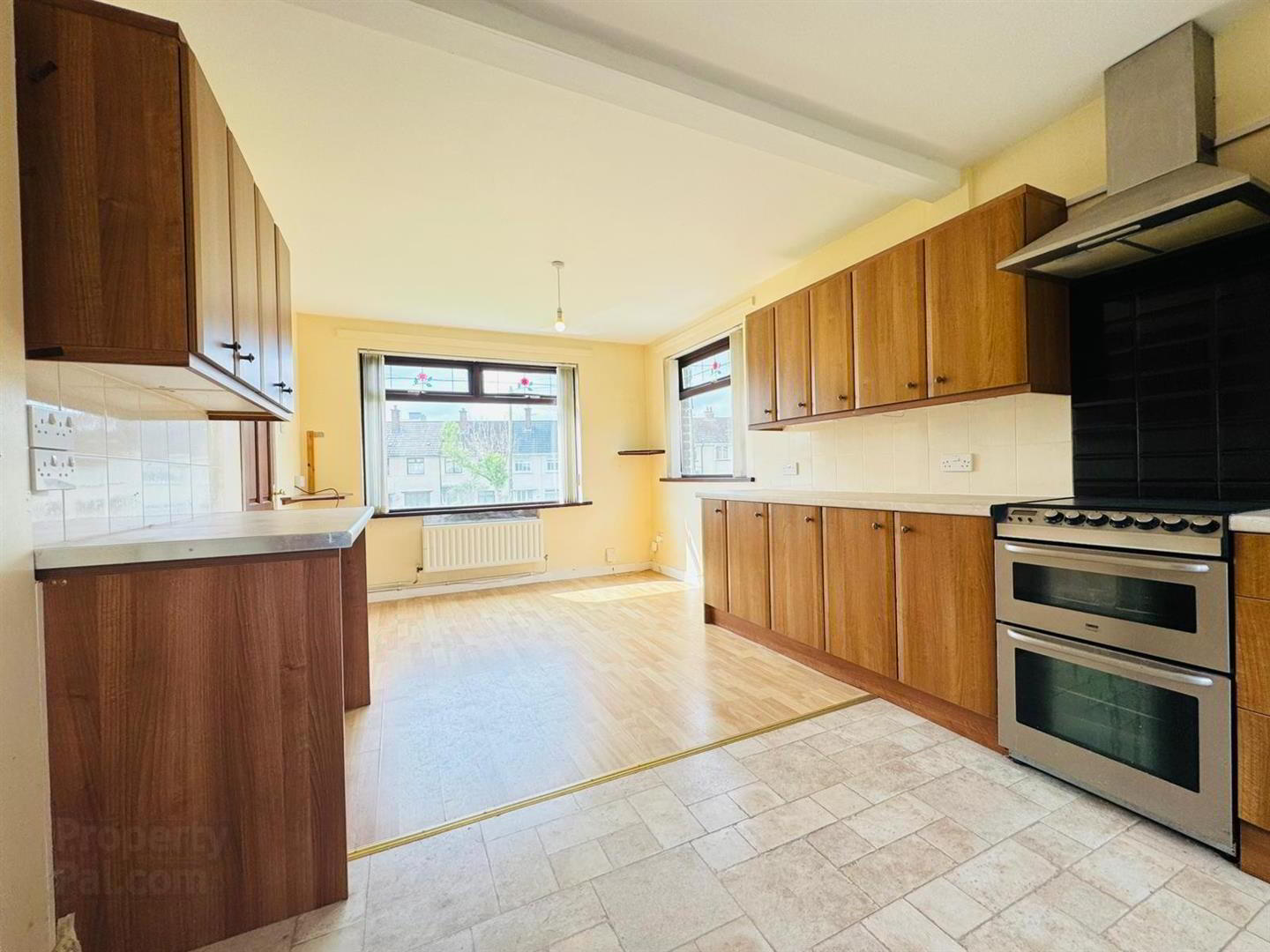 295 Derrycoole Way 3 of 11