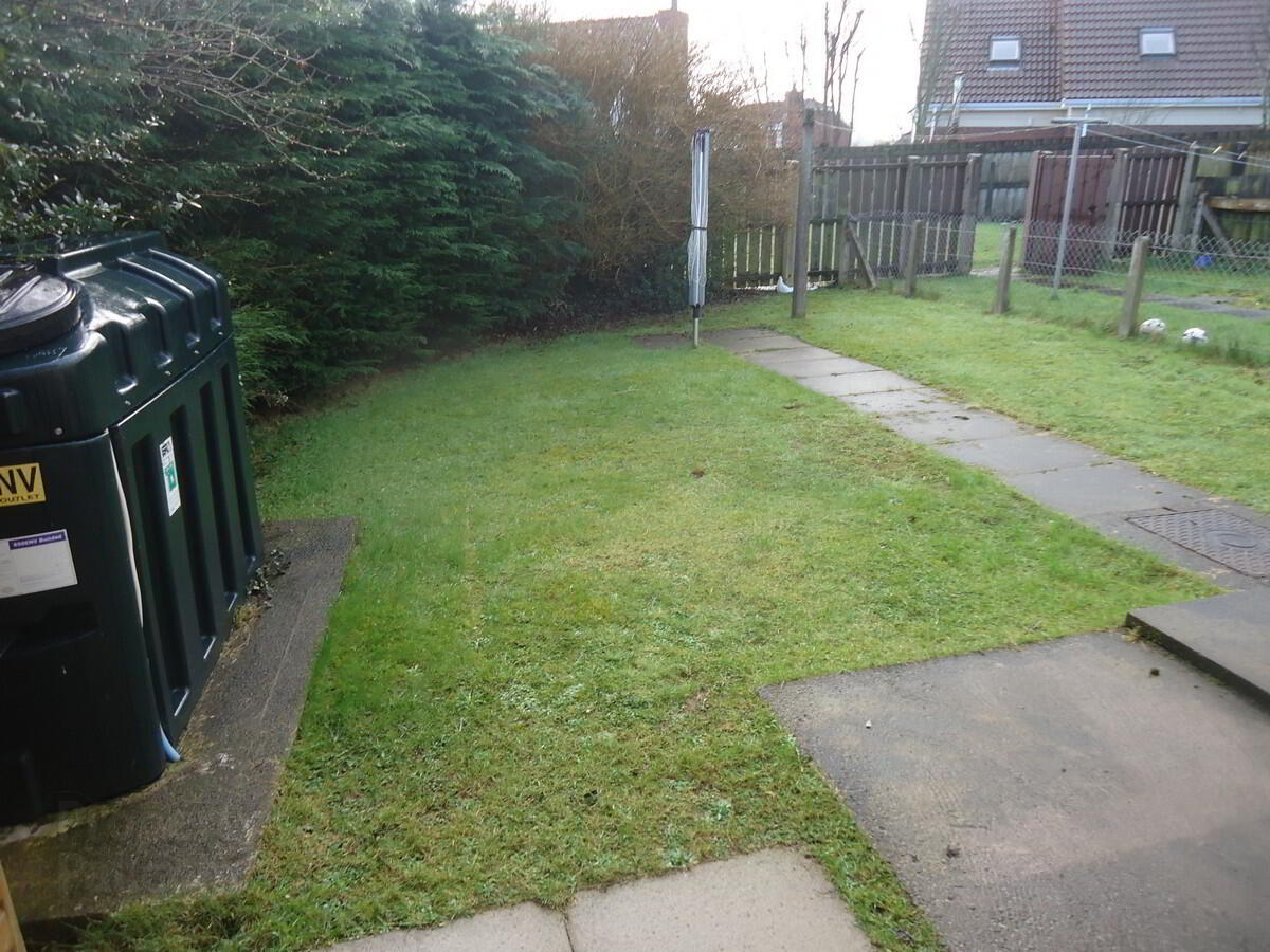 32 Baragh Gardens 15 of 15