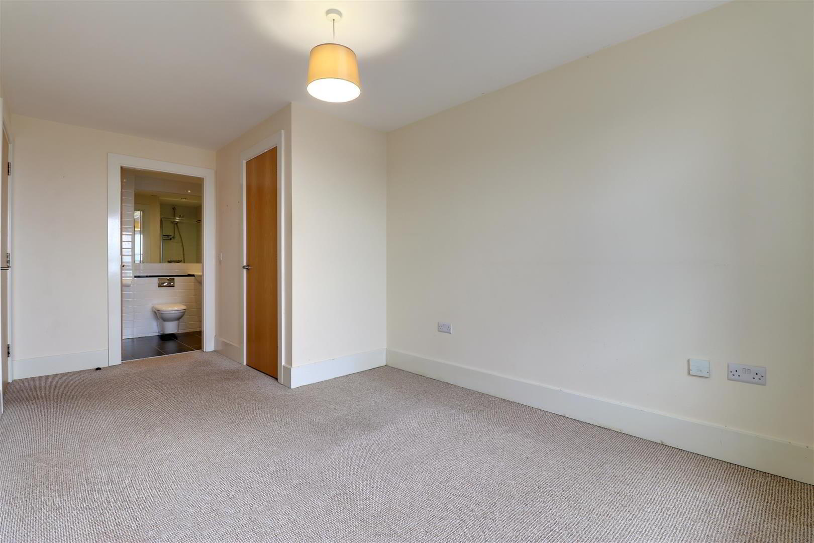 Apt 45 The Newtown Building, Frances Street 16 of 22