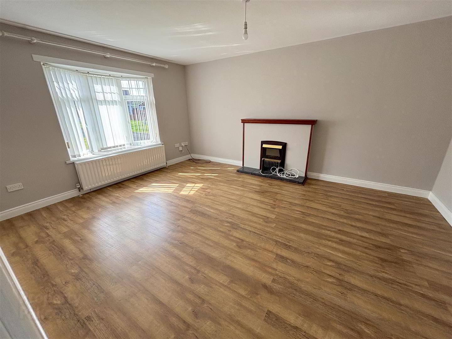 property description image