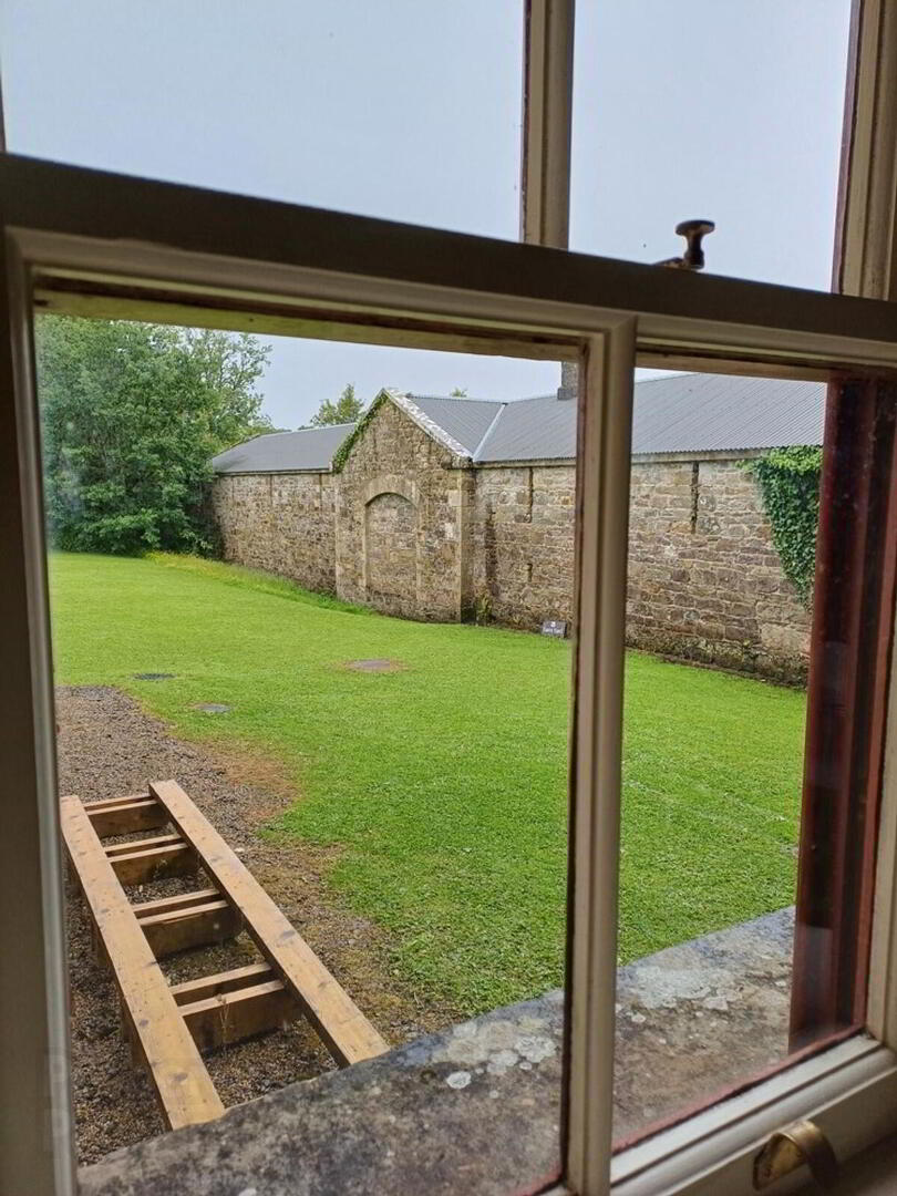 The Laundry Apartment, Castle Coole 5 of 17