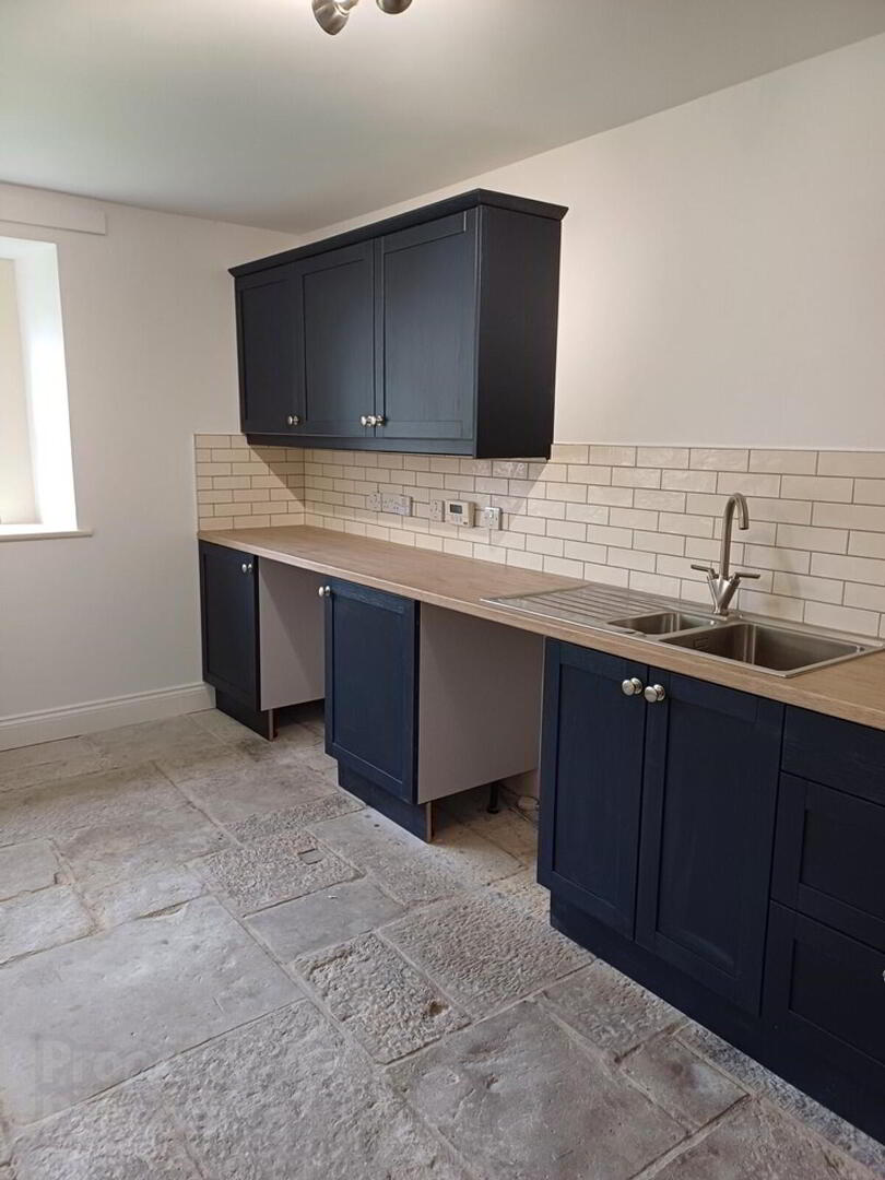 The Laundry Apartment, Castle Coole 8 of 17