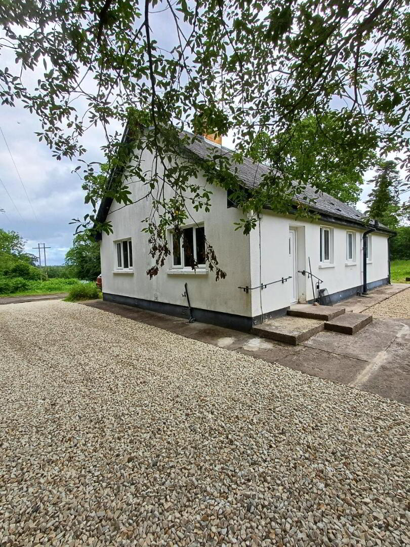 Margarets Bungalow, 9 Crom Estate 7 of 20